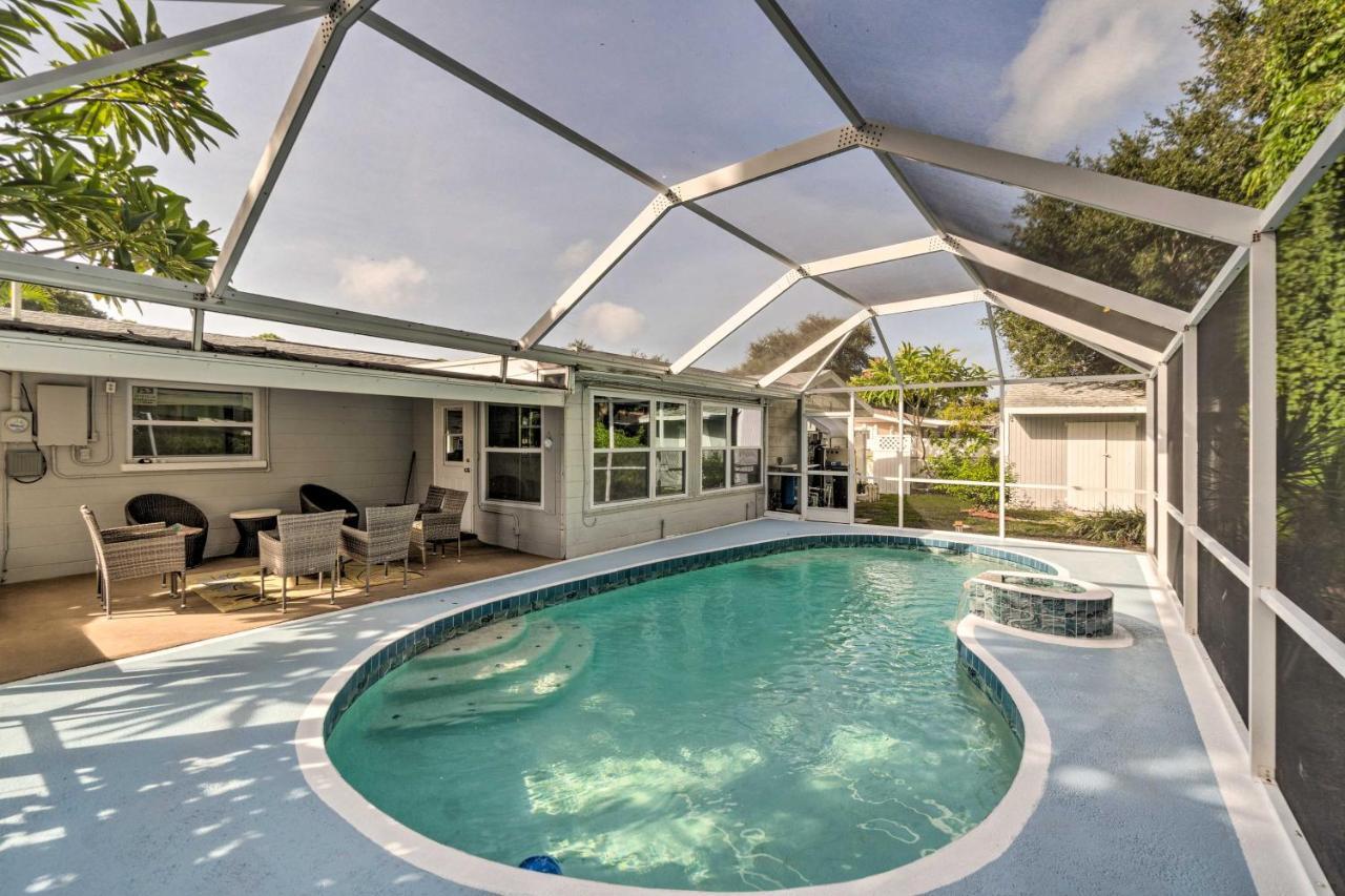 Peaceful Venice Villa With Patio - 2 Miles To Beach! Exterior photo
